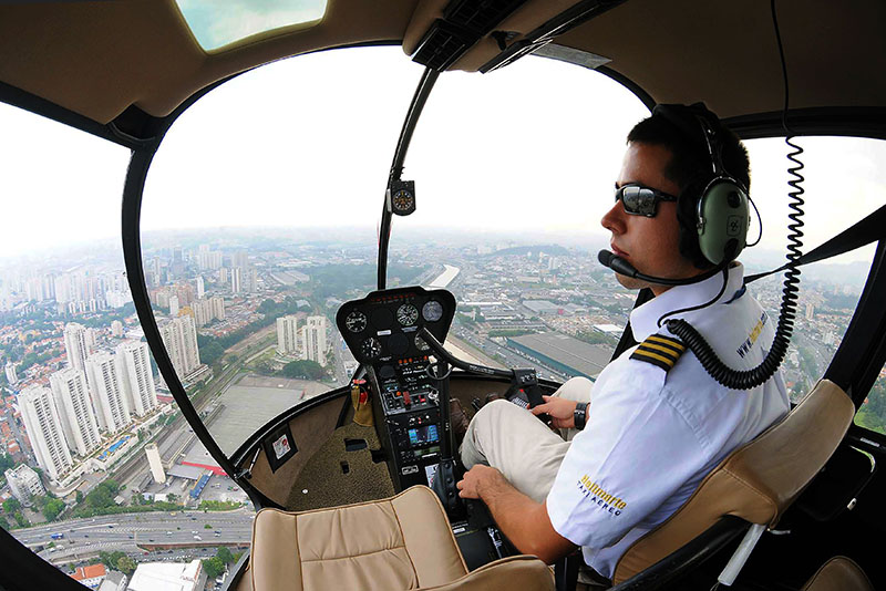 helicopter cockpit ACRYLITE® GMU